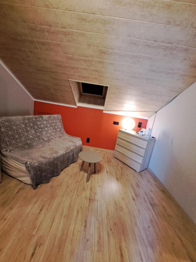 Chanteloup, Maison D'Hotes - Halleux Halleux  Экстерьер фото