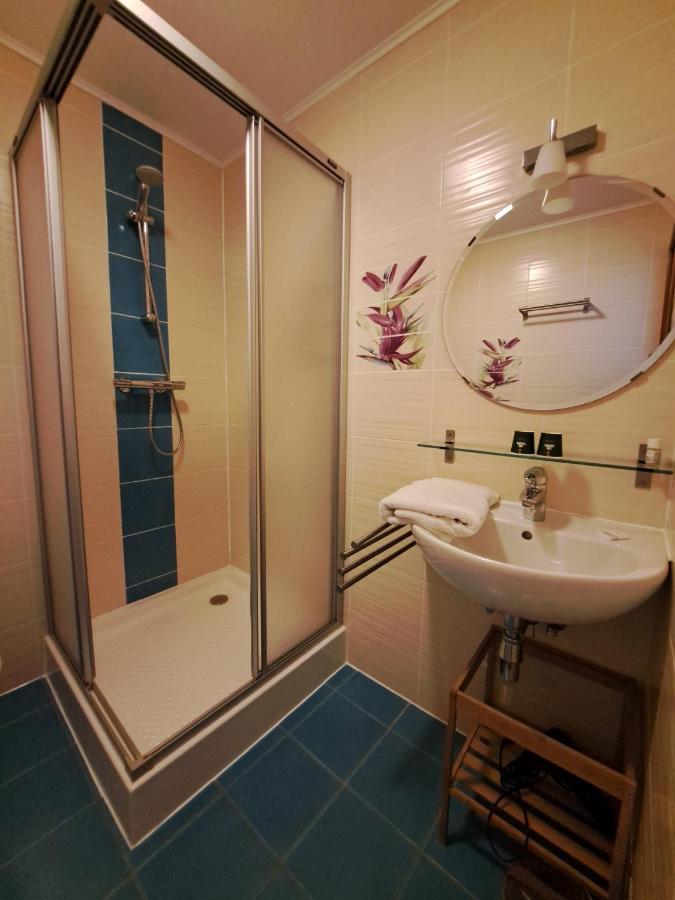 Chanteloup, Maison D'Hotes - Halleux Halleux  Экстерьер фото